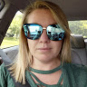 Meet your Posher, Lea